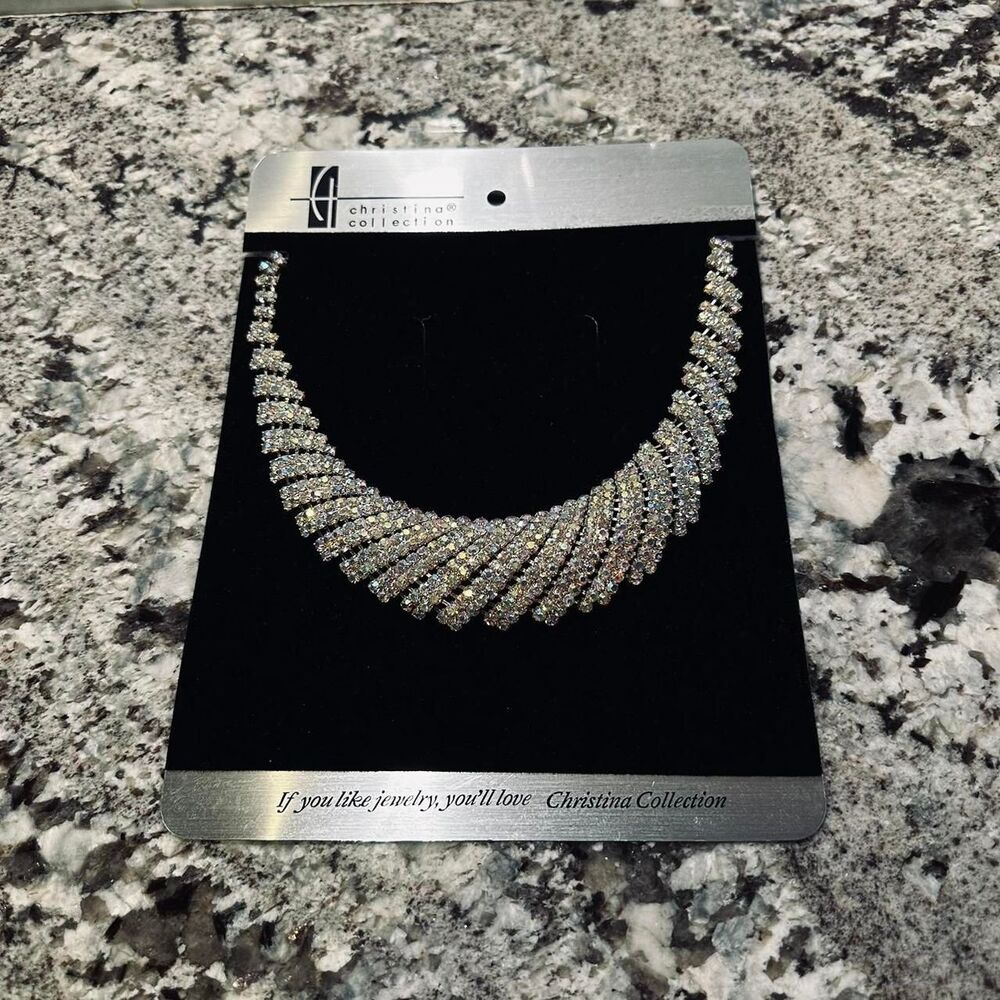 Christina Rhinestone Statement Necklace - Picture 2 of 6